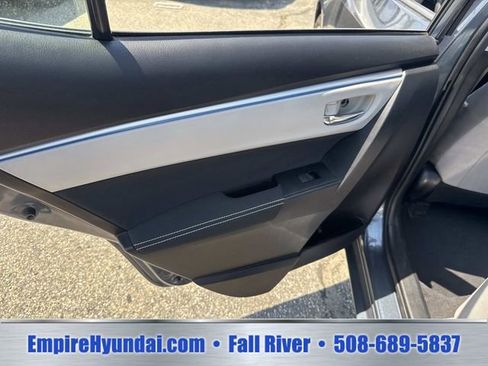 Used 2016 Toyota Corolla LE FWD image 15