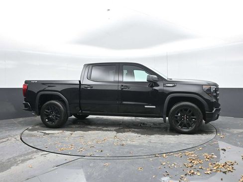 New 2026 GMC Sierra 1500 Elevation image 7