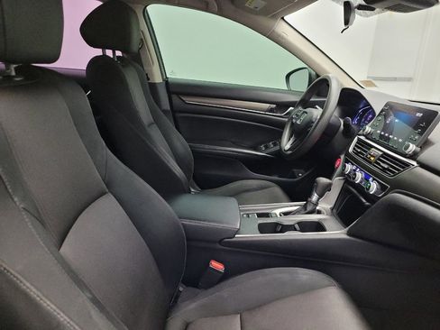 Used 2018 Honda Accord LX image 21