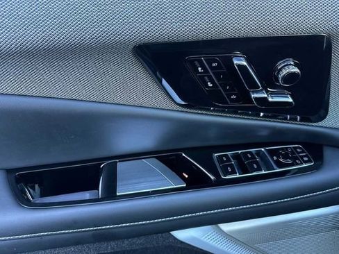 New 2026 Cadillac Optiq Luxury 1 image 11