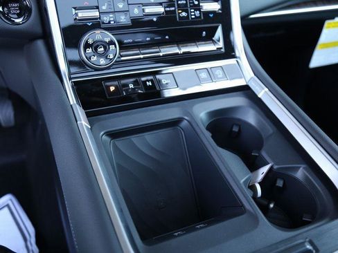 New 2025 Nissan Armada Platinum Reserve image 42