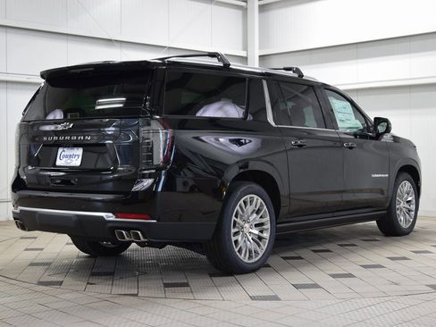 New 2026 Chevrolet Suburban High Country image 8