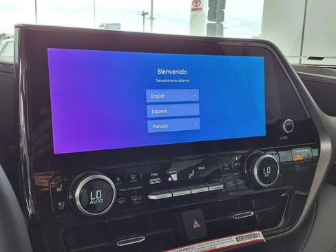 New 2026 Toyota Highlander Limited AWD/4WD image 13