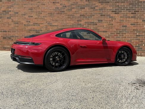 Used 2025 Porsche 911 Carrera GTS image 7