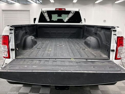 Used 2024 RAM 3500 Big Horn image 29