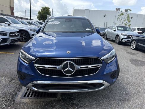 Used 2026 Mercedes-Benz GLC 300 image 2