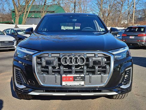 Used 2025 Audi Q7 2.0T Premium w/ Convenience Package image 29