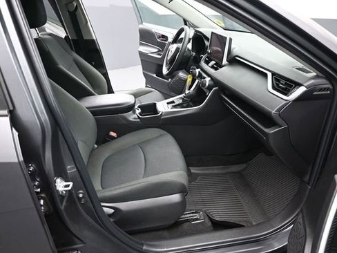 Used 2023 Toyota RAV4 LE image 26