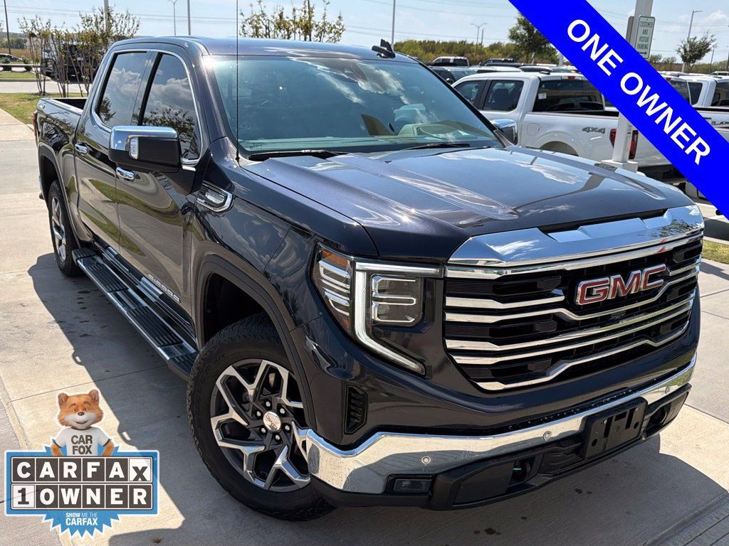 Used 2024 GMC Sierra 1500 SLT AWD/4WD image 4