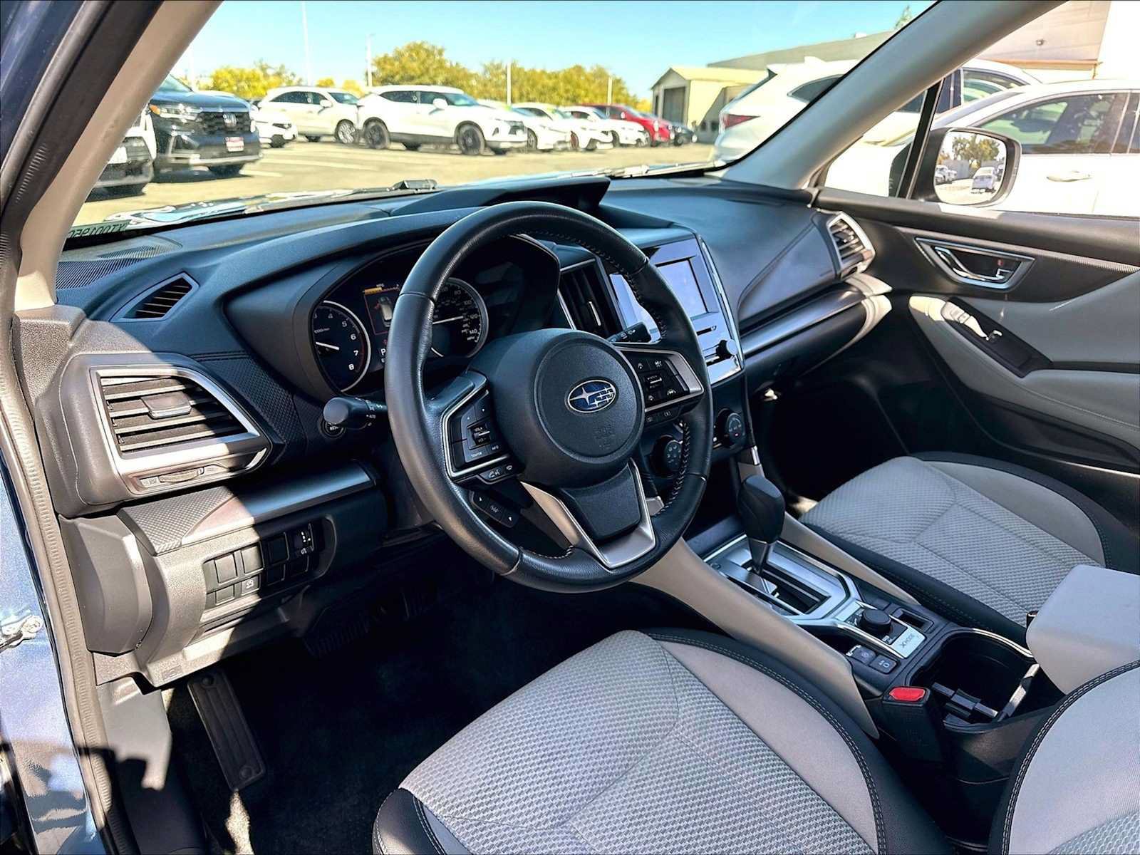 Used 2019 Subaru Forester Premium AWD/4WD image 16