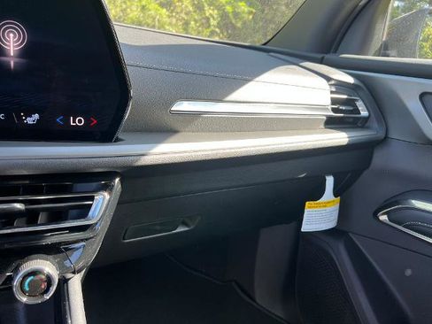 New 2025 Chevrolet Traverse LT image 22