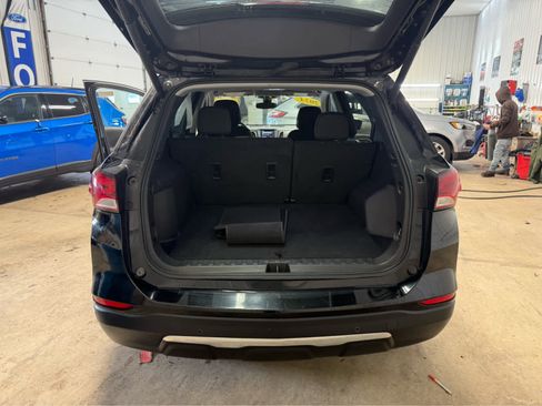Used 2024 Chevrolet Equinox LT image 18