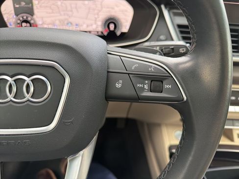 Used 2023 Audi Q5 2.0T Premium Plus w/ Premium Plus Package AWD/4WD image 24