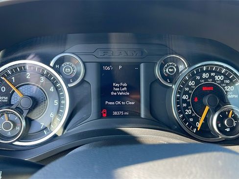 Used 2021 RAM 1500 Big Horn image 21