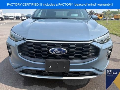 Used 2023 Ford Escape ST-Line Elite w/ Premium Technology Package AWD/4WD image 4