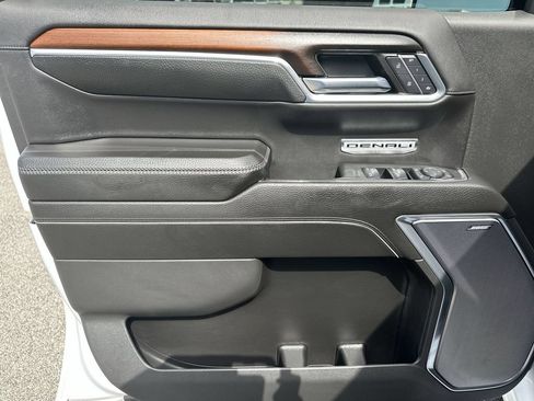 Certified 2024 GMC Sierra 1500 Denali w/ Denali Reserve Package AWD/4WD image 23