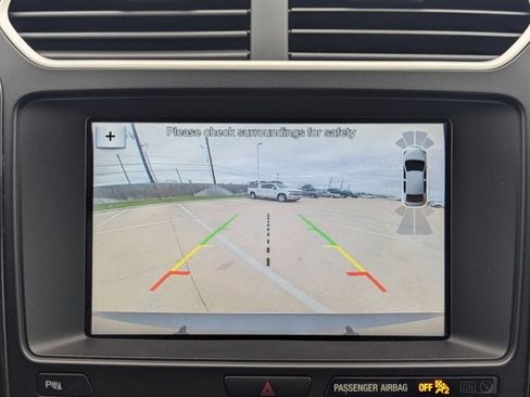 Used 2017 Ford Explorer XLT w/ Equipment Group 202A image 12