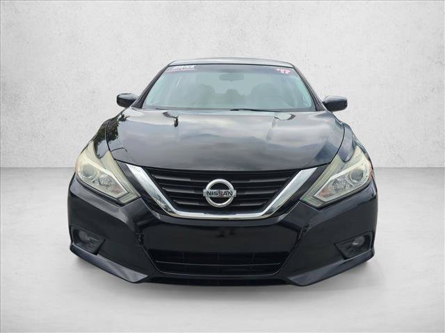 Used 2017 Nissan Altima 2.5 SV FWD image 3