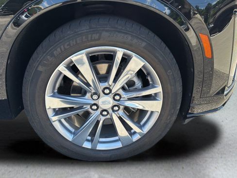 Certified 2023 Cadillac XT6 Premium Luxury w/ Technology Package AWD/4WD image 13