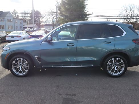 Used 2025 BMW X5 xDrive40i image 9