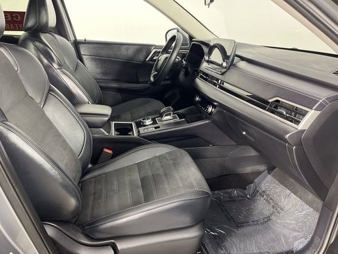 Used 2024 Mitsubishi Outlander SE image 18