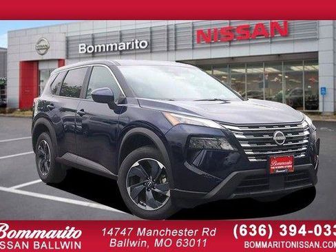 Used 2025 Nissan Rogue SV FWD image 1