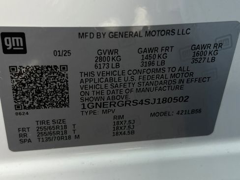 New 2025 Chevrolet Traverse LT w/ Enhanced Driving Package image 37