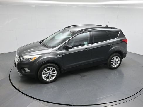 Certified 2019 Ford Escape SEL image 41