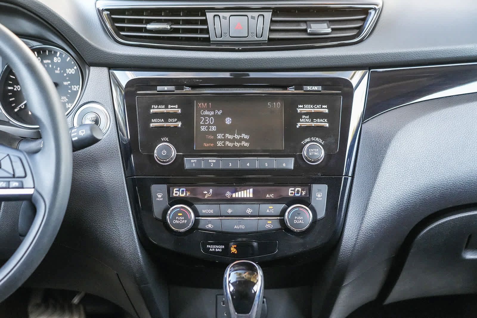 Used 2018 Nissan Rogue Sport SV FWD image 13
