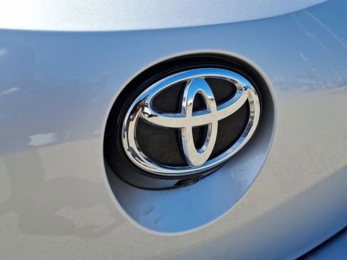 Used 2025 Toyota Corolla XSE FWD image 25