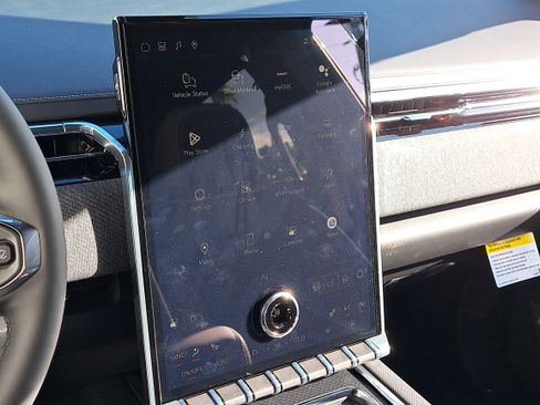 New 2026 GMC Sierra EV Elevation image 27