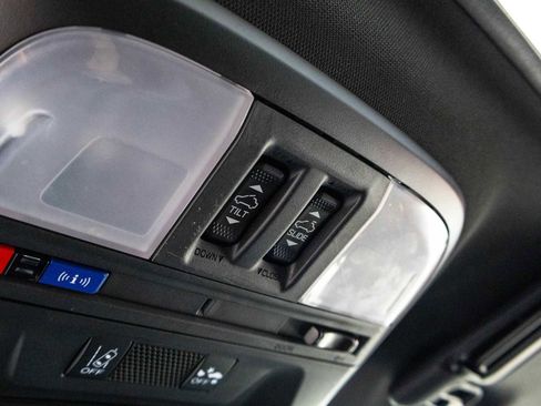 Used 2020 Subaru Impreza 2.0i Sport image 43