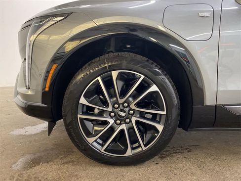 Used 2025 Cadillac Optiq Sport 1 image 12