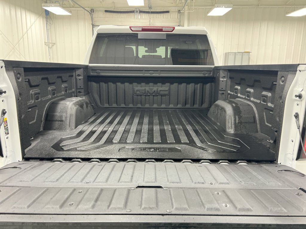 Used 2026 GMC Sierra 1500 SLT w/ SLT Premium Package AWD/4WD image 24