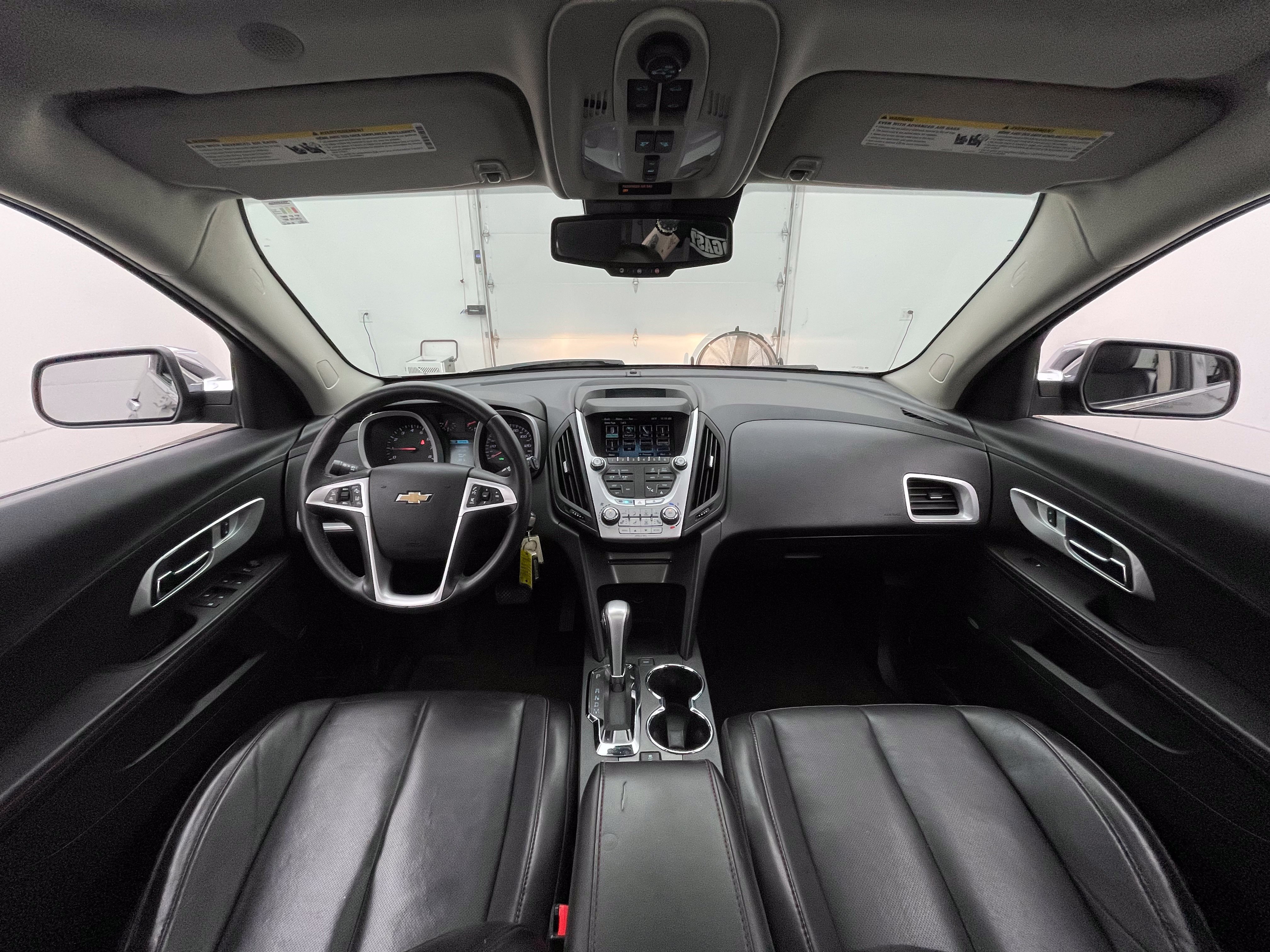 Used 2015 Chevrolet Equinox LTZ FWD image 3