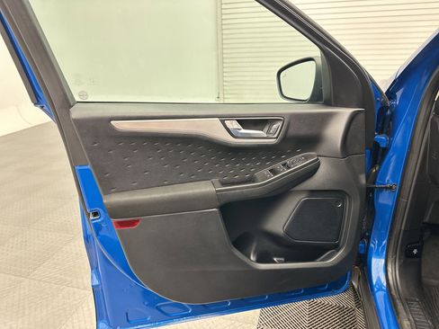 Used 2020 Ford Escape SE AWD/4WD image 19