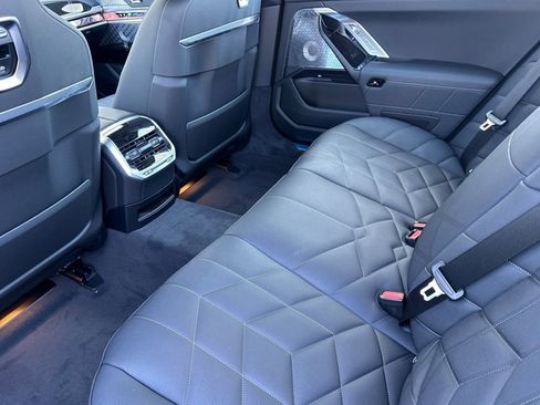 New 2025 BMW 740i image 21