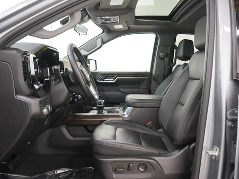 Used 2025 GMC Sierra 1500 Elevation w/ Elevation Premium Package AWD/4WD image 23