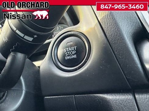 Used 2018 MAZDA MAZDA3 Grand Touring image 18