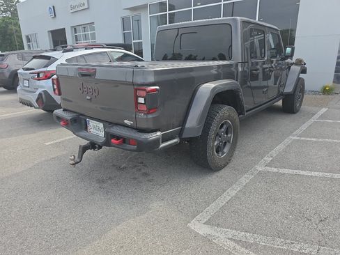 Used 2023 Jeep Gladiator Rubicon w/ LED Lighting Group AWD/4WD image 6