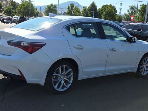 Used 2019 Acura ILX FWD image 8