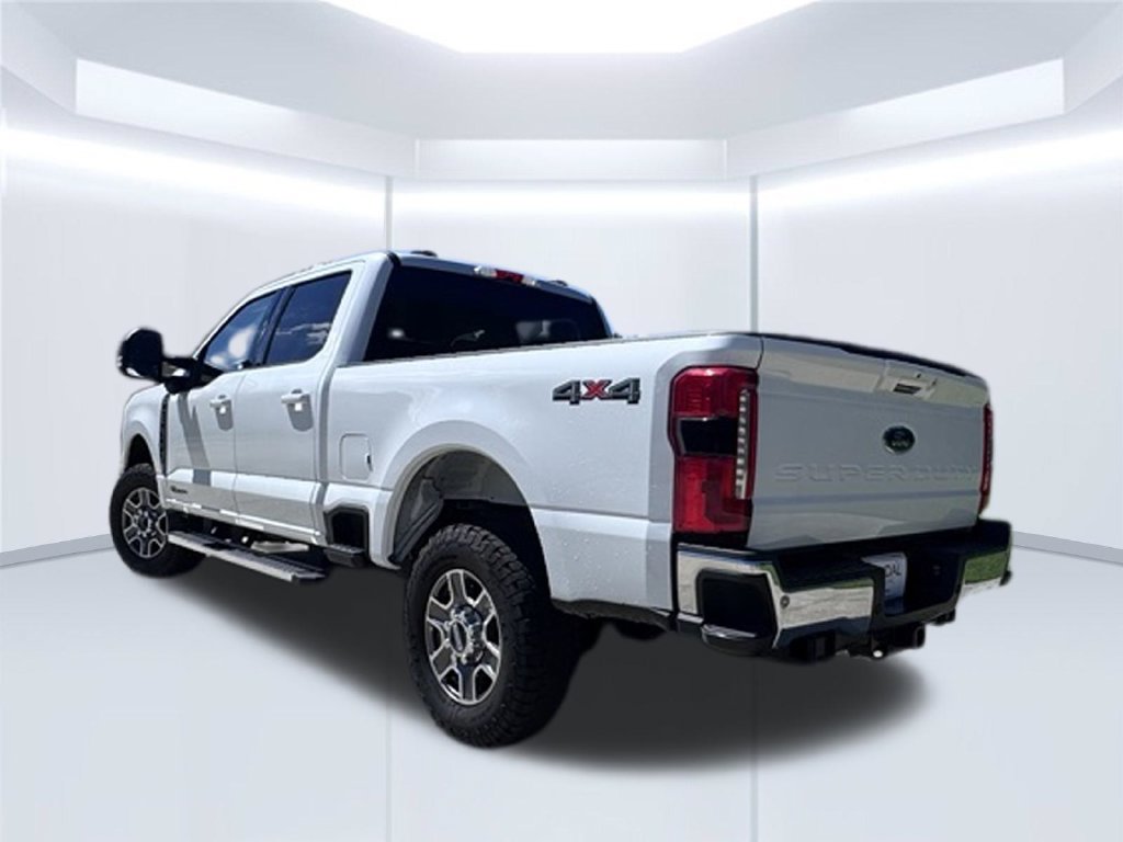 Used 2026 Ford F250 Lariat AWD/4WD image 7