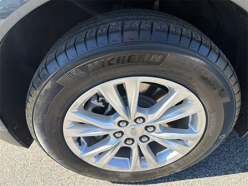 Certified 2023 Cadillac XT5 Luxury image 11