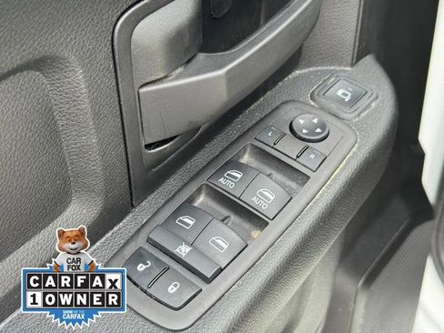 Used 2024 RAM 2500 Tradesman w/ Chrome Appearance Group AWD/4WD image 16