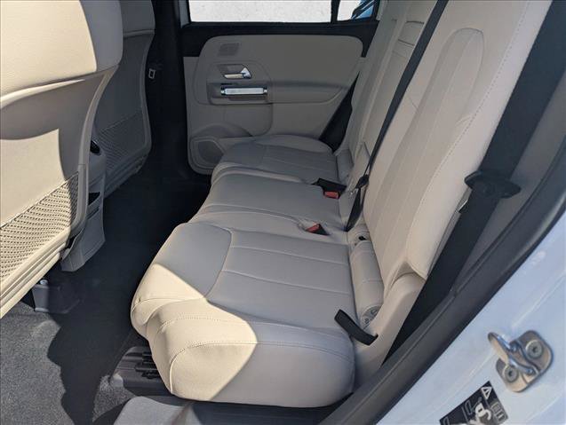 Used 2026 Mercedes-Benz GLB 250 image 13
