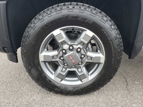 New 2026 GMC Sierra 2500 SLT w/ SLT Premium Package AWD/4WD image 10