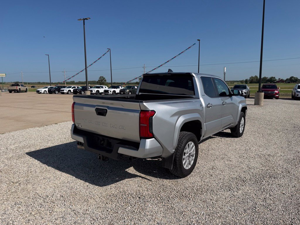 Used 2024 Toyota Tacoma SR5 AWD/4WD image 3