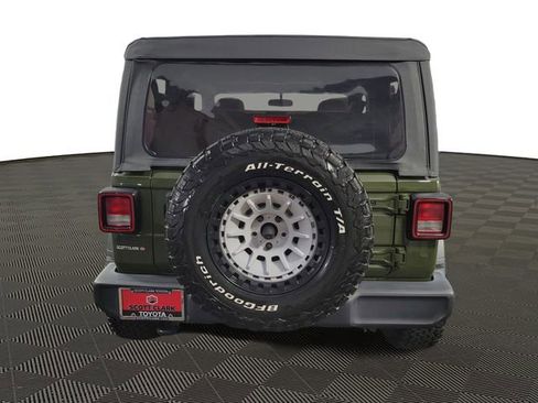 Used 2023 Jeep Wrangler Sport image 7