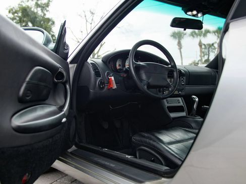 Used 1999 Porsche 911 Carrera RWD image 21