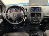 Used 2020 Dodge Grand Caravan SE image 5